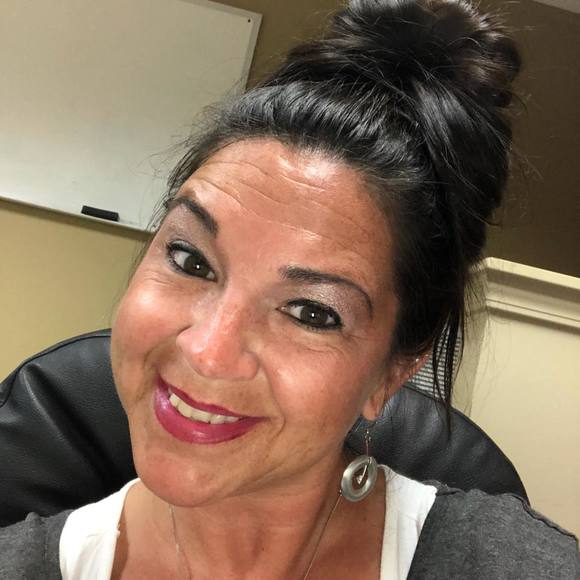 Meet your Posher, Heather - Picture 1 of 1